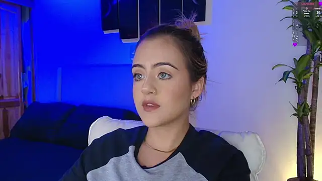 MaryMoon  online show from 10/08/25, 10:51