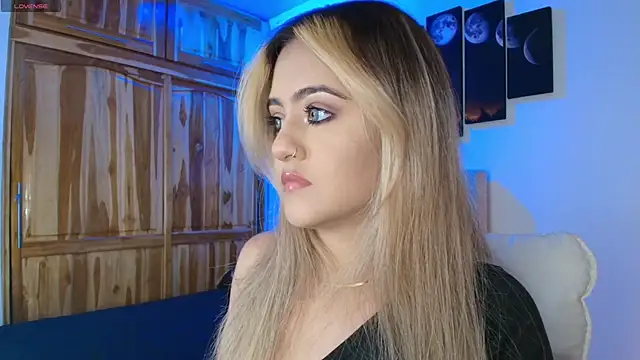 MaryMoon  online show from 10/12/25, 07:13