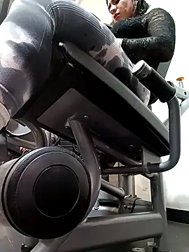 Snapshot of Mishchelle_Zakii chatting on 02/16/26, 09:00 Mishchelle Zakii online show from 02/16/26, 09:00