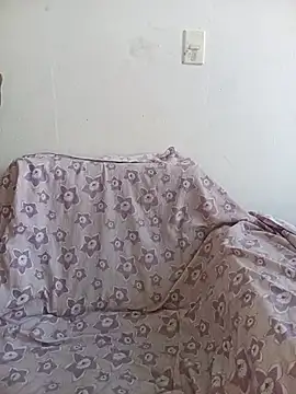 PUKIOI online show from 05/13/26, 02:58