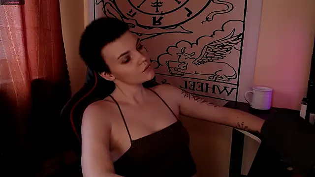 KrisNeal online show from 04/05/26, 08:55