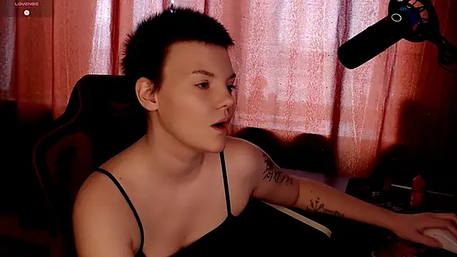 KrisNeal online show from 04/11/26, 09:46