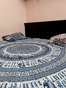 Snapshot of preethi-lovely chatting on 10/22/25, 10:59 preethi-lovely online show from 10/22/25, 10:59