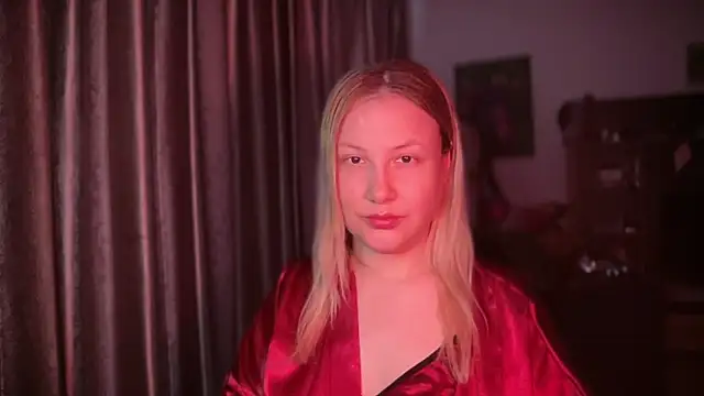 BikiHellena online show from 06/10/26, 04:23