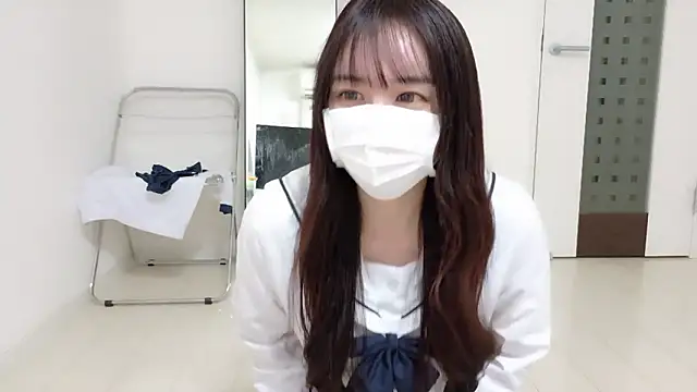  Mia land  online show from 03/15/26, 01:39