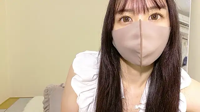  Mia land  online show from 06/24/26, 01:32
