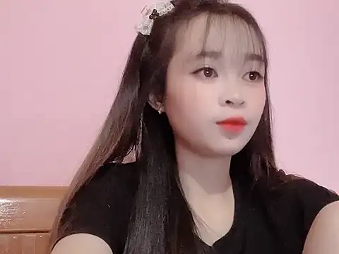 Snapshot of Suna7383 chatting on 09/29/25, 04:34 Suna7383 online show from 09/29/25, 04:34