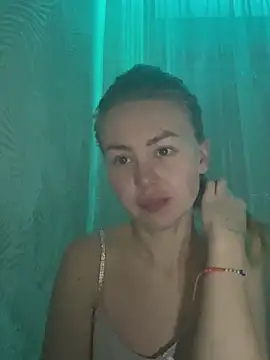 MartaLuna  online show from 11/04/25, 08:41