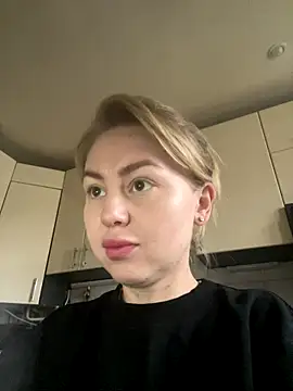 MartaLuna  online show from 11/09/25, 07:39