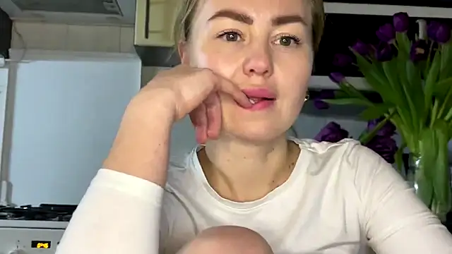 MartaLuna  online show from 03/07/26, 07:55