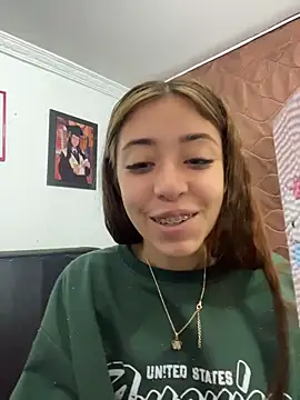 Snapshot of kimmy_vegga2 chatting on 11/15/25, 07:54 kimmy vegga2 online show from 11/15/25, 07:54