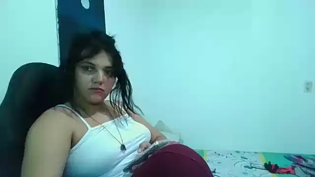 Snapshot of MaoMaoLa chatting on 11/16/25, 09:42 MaoMaoLa online show from 11/16/25, 09:42