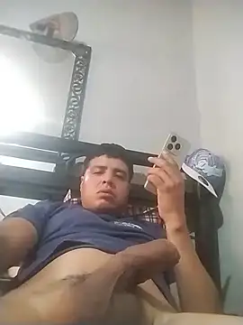 reycam97 online show from 07/08/26, 02:43
