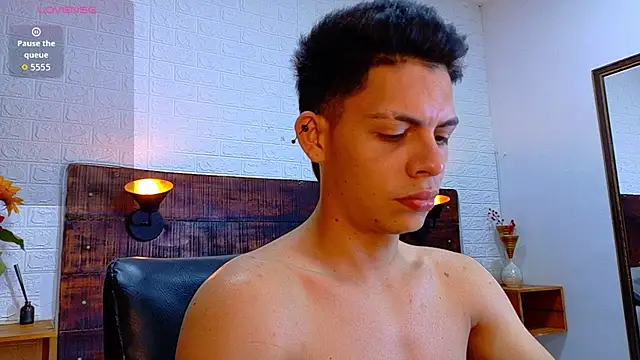 JhosuaVega online show from 11/01/25, 10:56