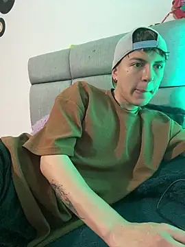 NaytonFreeman online show from 02/11/26, 12:32