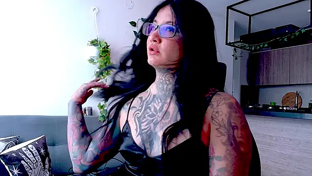 Unatatuada online show from 12/20/25, 03:52