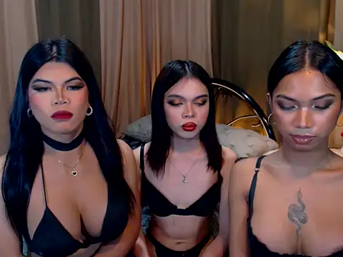 Snapshot of XGoddessOfSatisfactionxX chatting on 10/22/25, 10:59 XGoddessOfSatisfactionxX online show from 10/22/25, 10:59