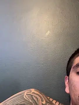 busnfatnutsLildee online show from 11/11/25, 04:51