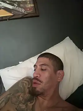 busnfatnutsLildee online show from 12/17/25, 06:14