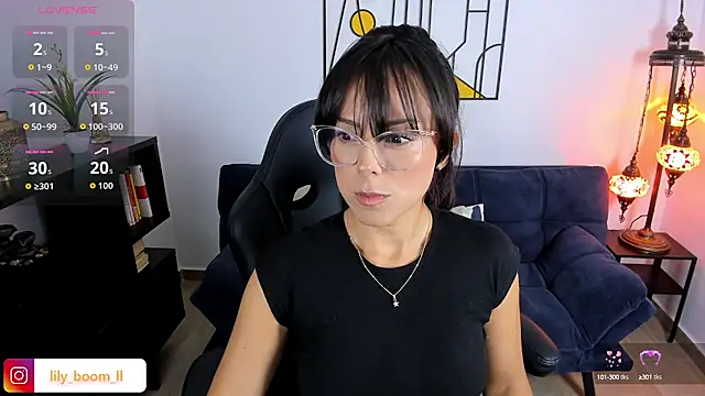 Lyliboomm online show from 10/01/25, 11:00