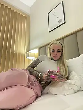 paulinaalatalo online show from 02/02/26, 05:22