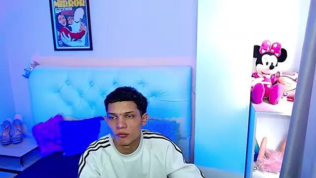 Snapshot of EL_VENEZOLANO_22CM chatting on 10/01/25, 07:09 EL VENEZOLANO 22CM online show from 10/01/25, 07:09