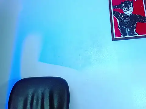 Snapshot of EL_VENEZOLANO_22CM chatting on 10/28/25, 04:53 EL VENEZOLANO 22CM online show from 10/28/25, 04:53