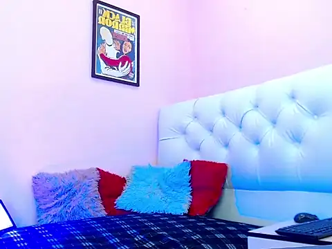 Snapshot of EL_VENEZOLANO_22CM chatting on 10/30/25, 04:08 EL VENEZOLANO 22CM online show from 10/30/25, 04:08