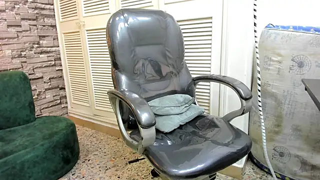 Nick Wolff online show from 09/12/25, 08:31