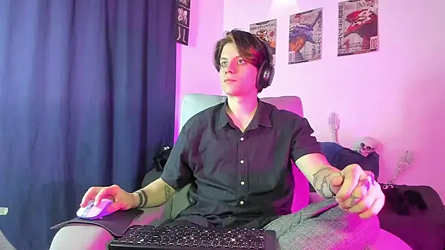 Jerry Cole online show from 10/26/25, 02:39