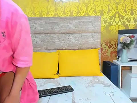 ElianaCollins online show from 12/22/25, 03:14