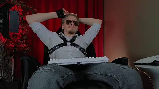 Vincent Hardman online show from 04/11/26, 08:13