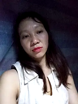 bonnie-00 online show from 11/09/25, 02:04