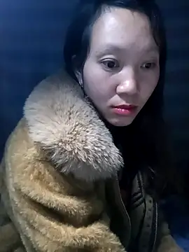 bonnie-00 online show from 11/17/25, 03:51