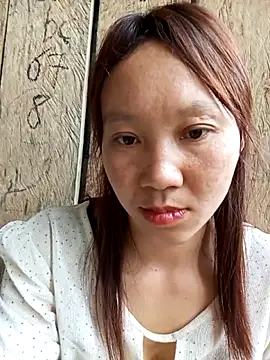 bonnie-00 online show from 04/05/26, 03:47