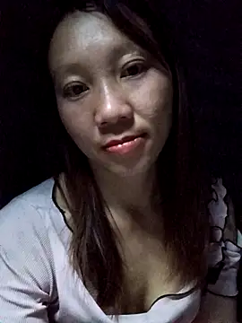 bonnie-00 online show from 05/06/26, 02:33