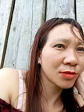 bonnie-00 online show from 05/19/26, 01:56