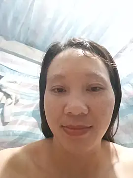 bonnie-00 online show from 07/16/26, 12:00