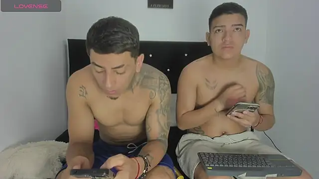 maykel and mike online show from 11/15/25, 10:12