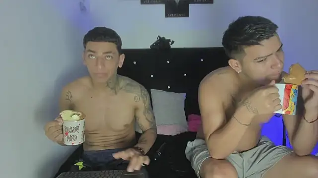 maykel and mike online show from 11/17/25, 11:38