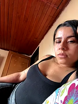 Snapshot of Isawilliams chatting on 11/26/25, 08:54 Isawilliams online show from 11/26/25, 08:54