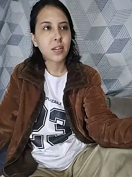 scarletoficial online show from 06/12/26, 12:42