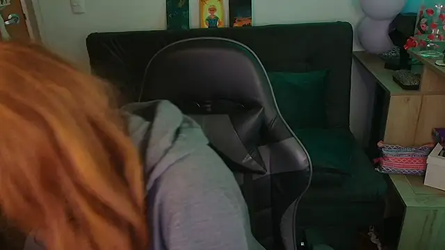 Snapshot of Miacatsito3 chatting on 11/20/25, 02:23 Miacatsito3 online show from 11/20/25, 02:23