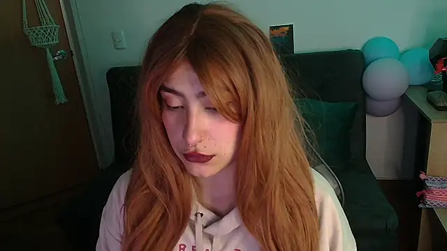 Snapshot of Miacatsito3 chatting on 11/25/25, 11:49 Miacatsito3 online show from 11/25/25, 11:49