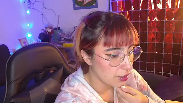 Miacatsito3 online show from 03/05/26, 03:24