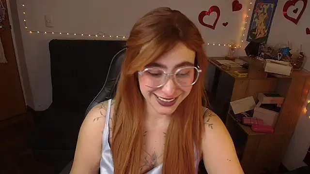 Miacatsito3 online show from 05/19/26, 05:03