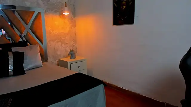 Snapshot of kraven_lust chatting on 10/11/25, 03:06 kraven lust online show from 10/11/25, 03:06