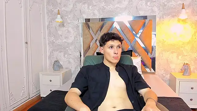 Snapshot of kraven_lust chatting on 10/29/25, 03:09 kraven lust online show from 10/29/25, 03:09