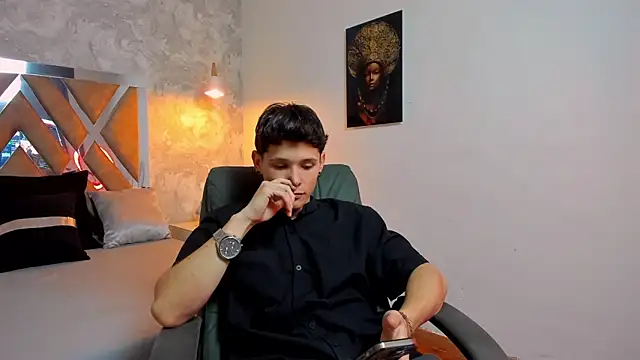 Snapshot of kraven_lust chatting on 11/07/25, 03:06 kraven lust online show from 11/07/25, 03:06