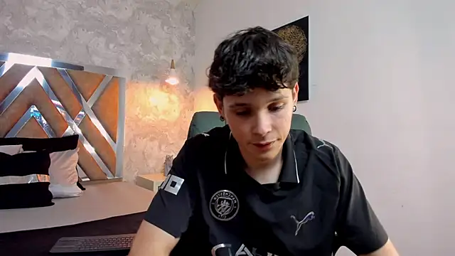 Snapshot of kraven_lust chatting on 11/25/25, 03:06 kraven lust online show from 11/25/25, 03:06